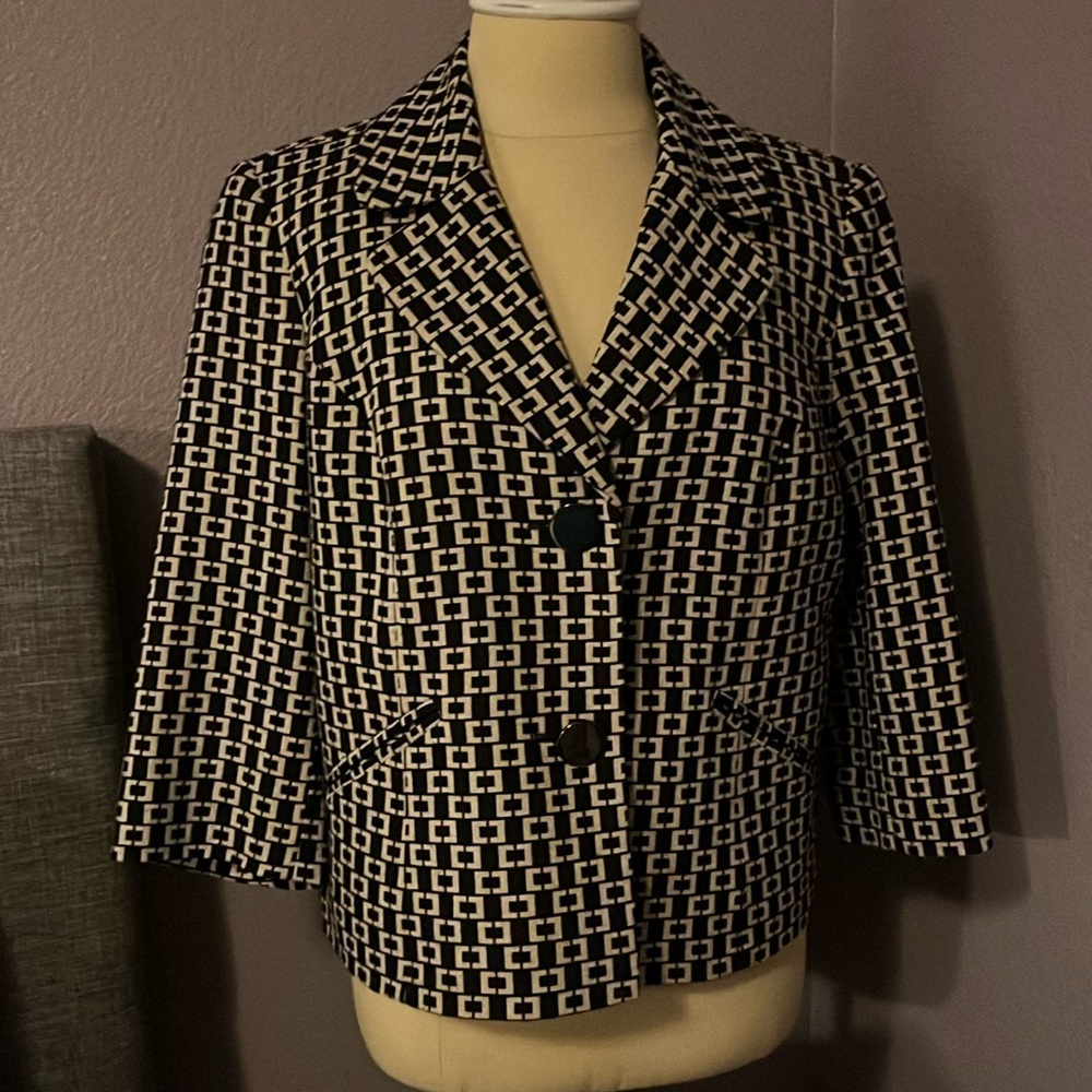 Ann Taylor Loft cropped jacket in navy & beige, size 8